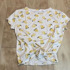 LC scalloped edge lemon tee
